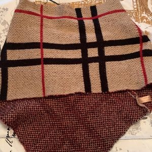 Super cute great condition only worn 2 times it’s a wrap!